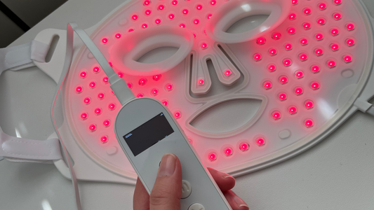The Benefits of Red Light Therapy Masks